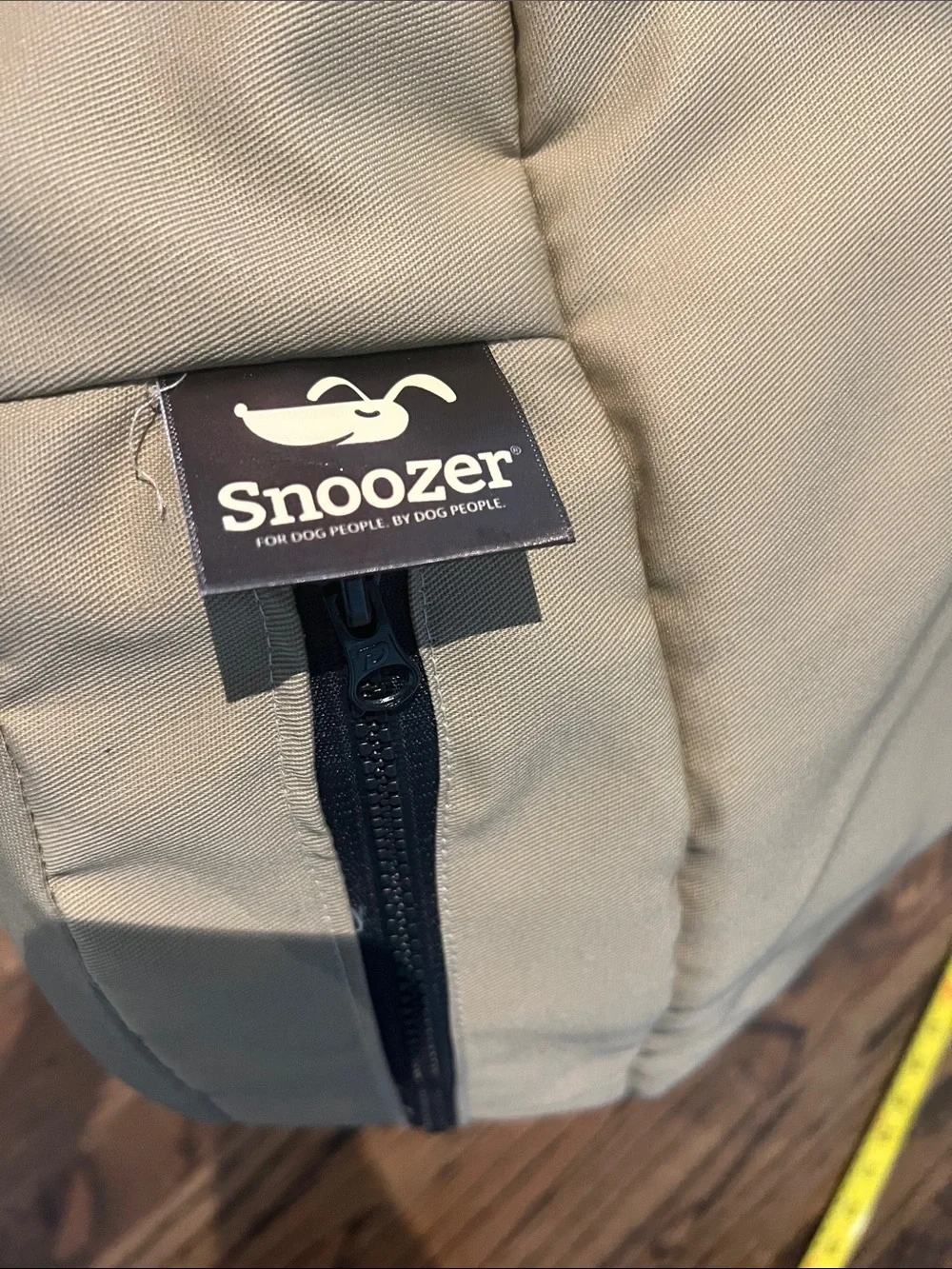 Snoozer Cozy Cave Orthopedic Dog Bed. Small. NWOT. Khaki Beige.
